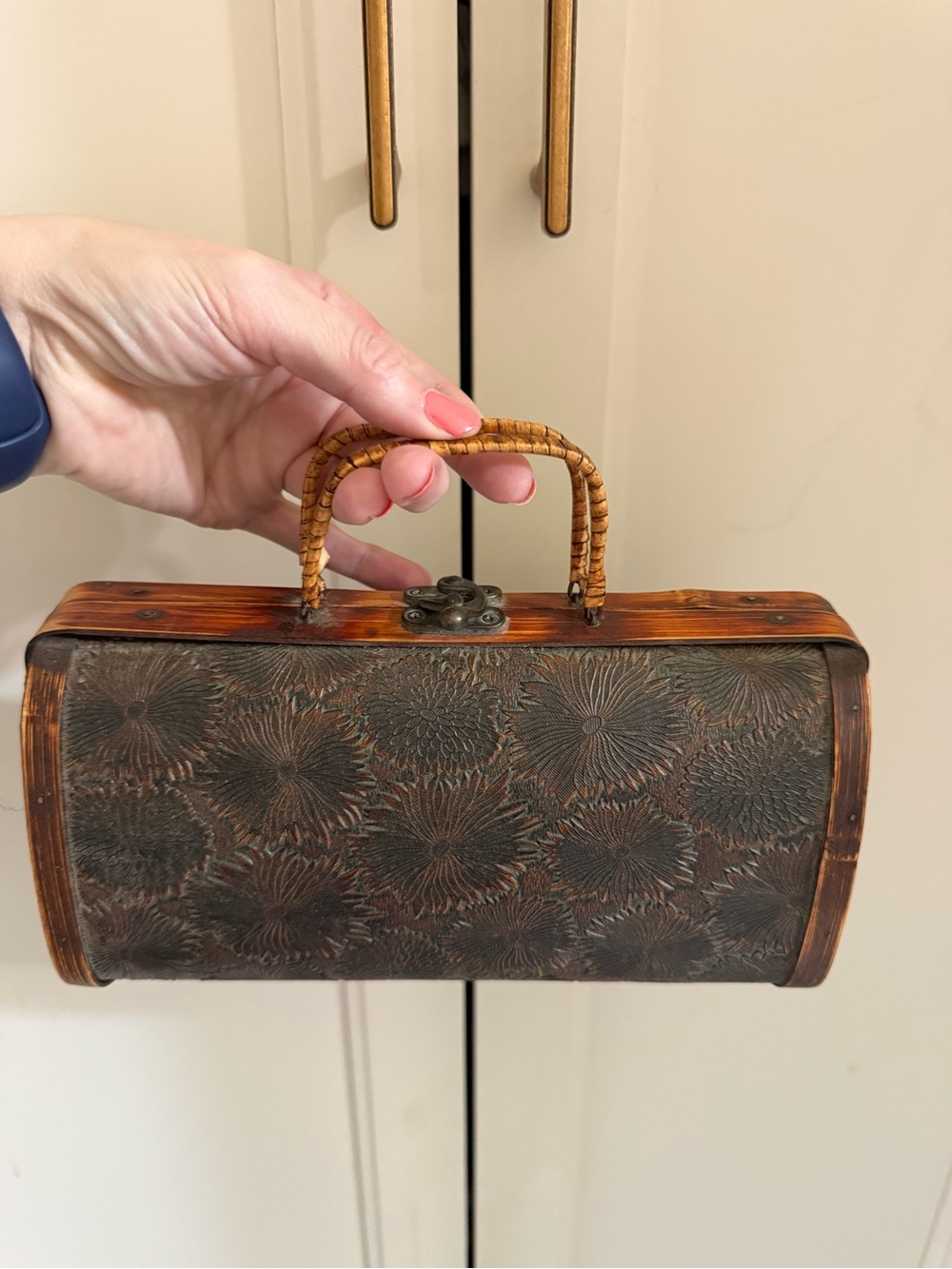 Vintage Floral Embossed Wood Framed Box Handbag Purse